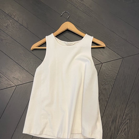 Club Monaco white asymmetrical tank - Picture 2 of 2